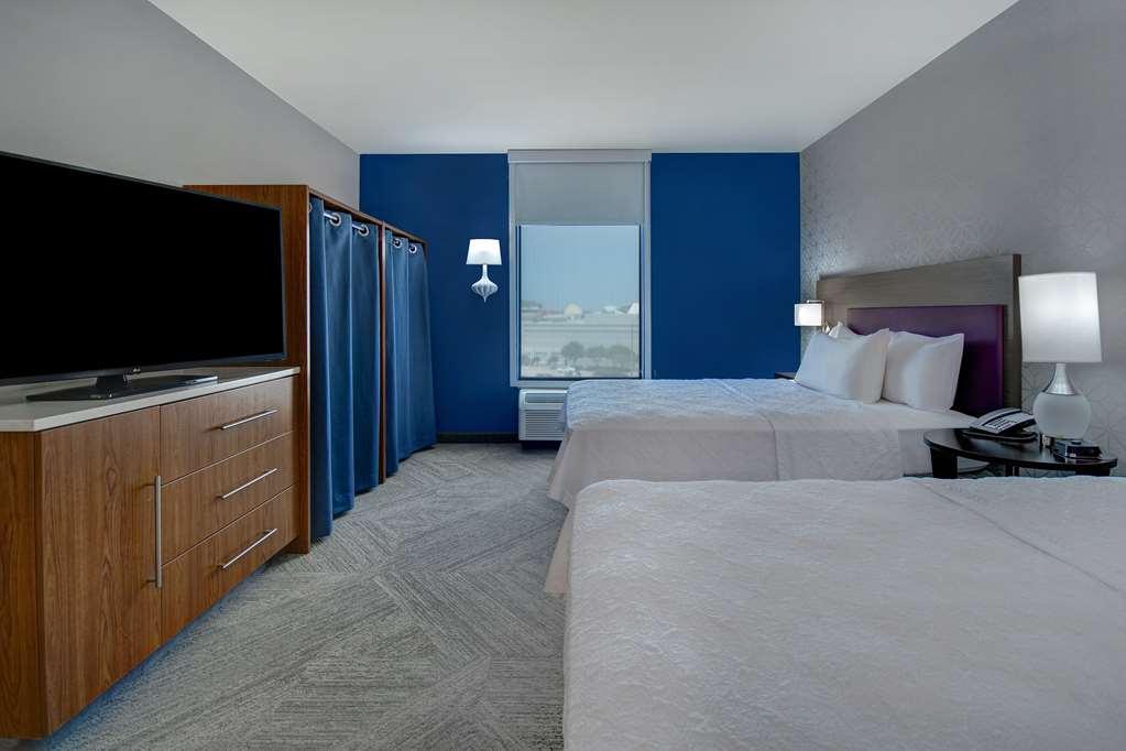Hampton Inn Занесвилл Номер фото