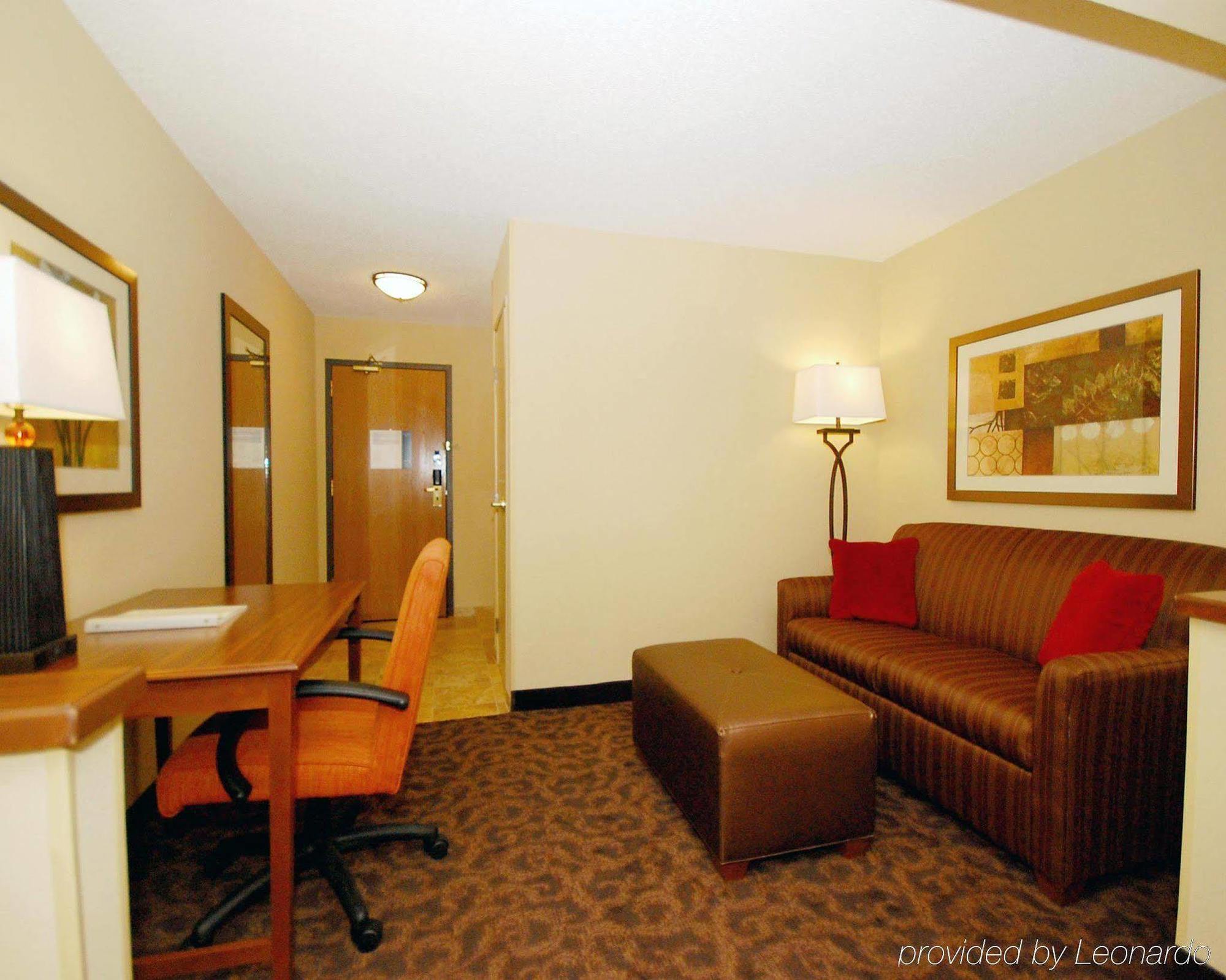 Hampton Inn Занесвилл Номер фото